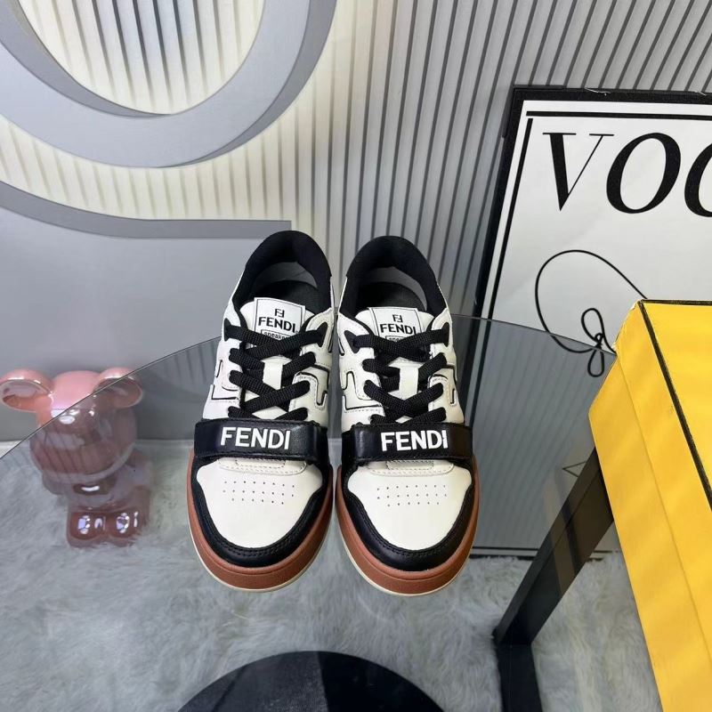 Fendi Low Shoes